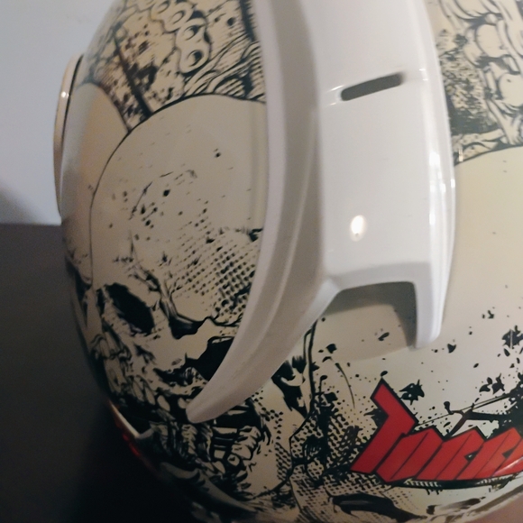 Icon Alliance Torrent Motorcycle Helmet - Picture 8 of 13